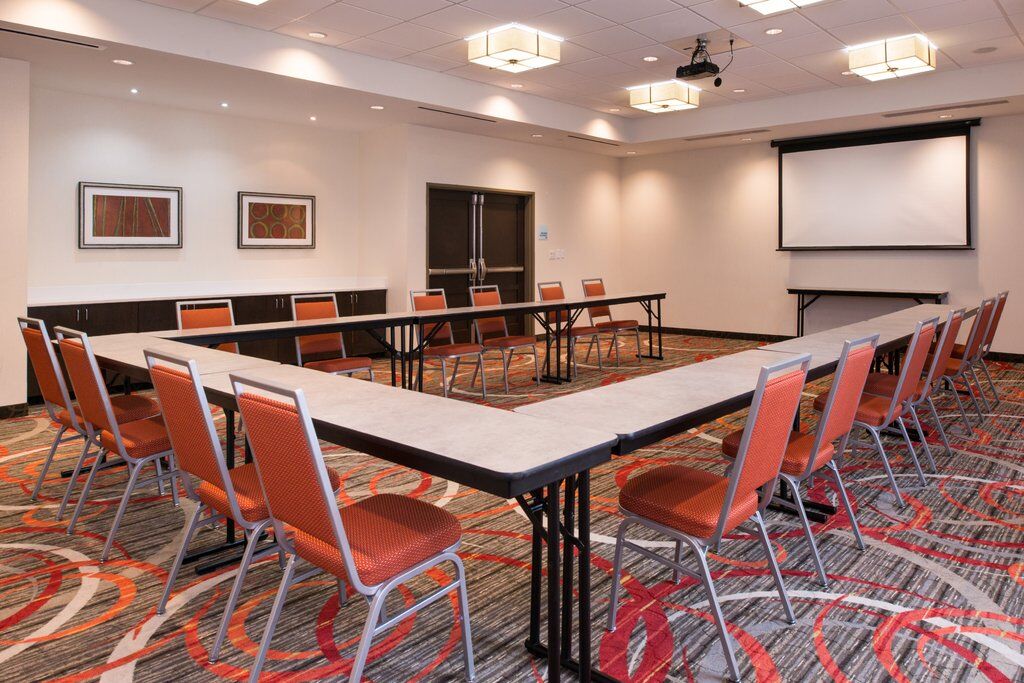 Holiday Inn Express & Suites Monroe By Ihg Exterior foto